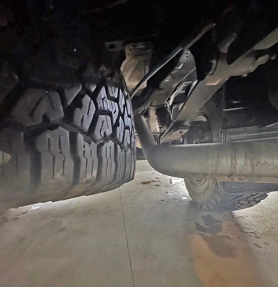 Ford Ranger 33" tire on spare wheel in factory location 88500-c4efc08ec89a060924d89f51139a501d