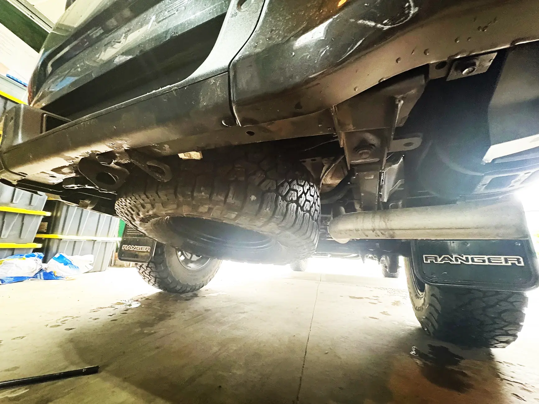 Ford Ranger 33" tire on spare wheel in factory location 88498-6e7217391fd4763aa340cfffe4c91fbc