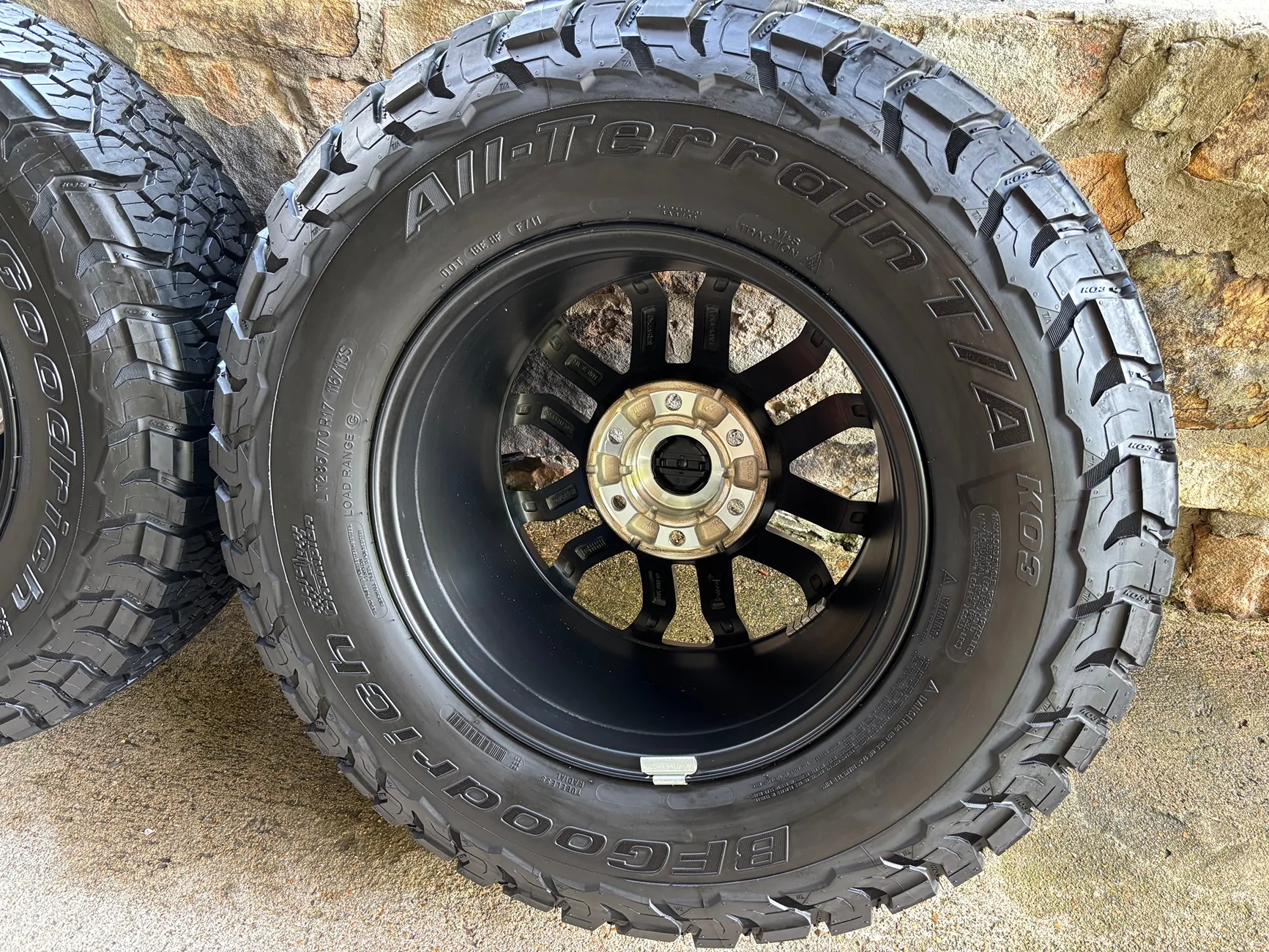 Ford Ranger 2026 Ranger Raptor wheels/tires IMG_3915