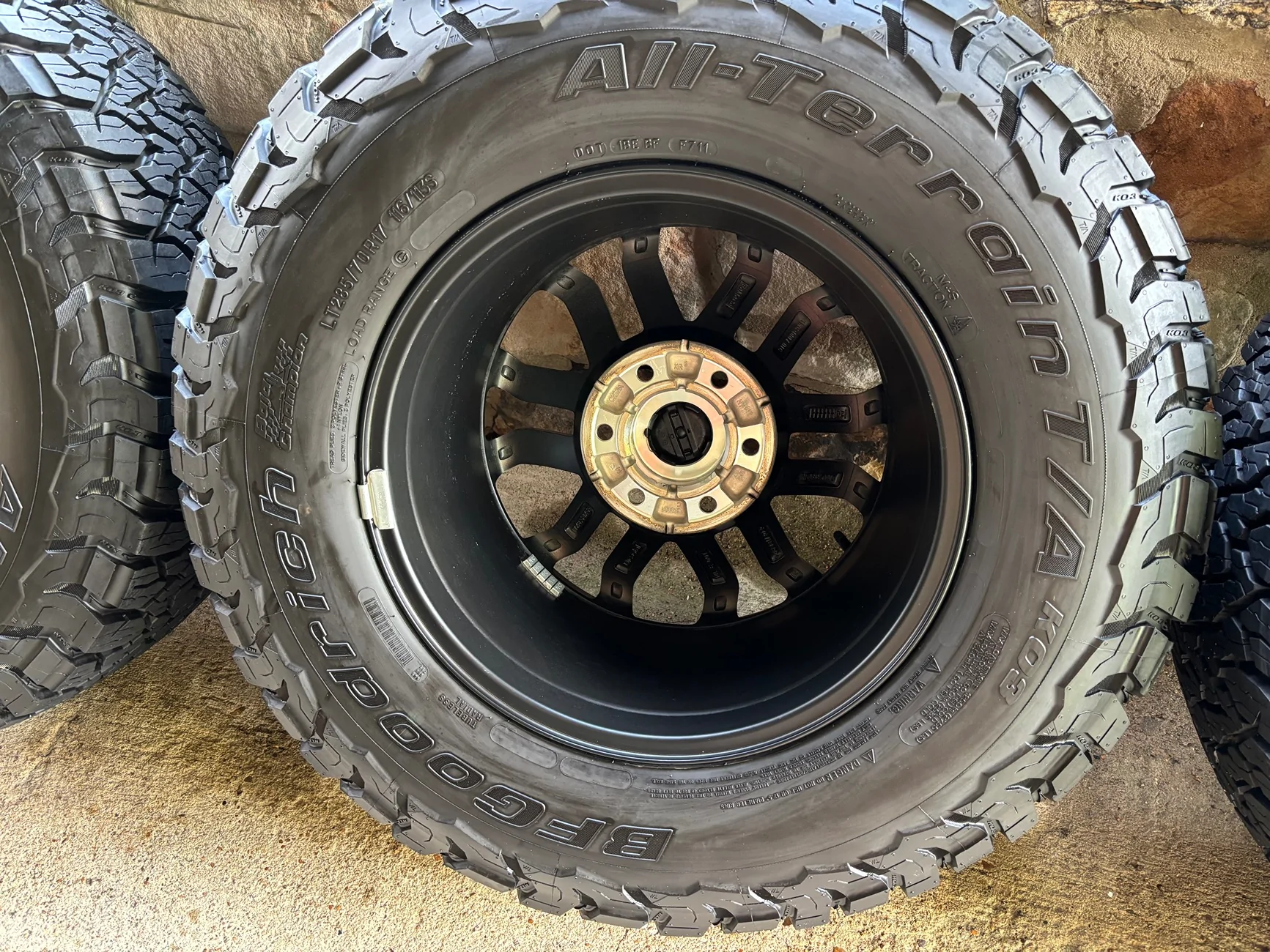 Ford Ranger 2026 Ranger Raptor wheels/tires IMG_3917