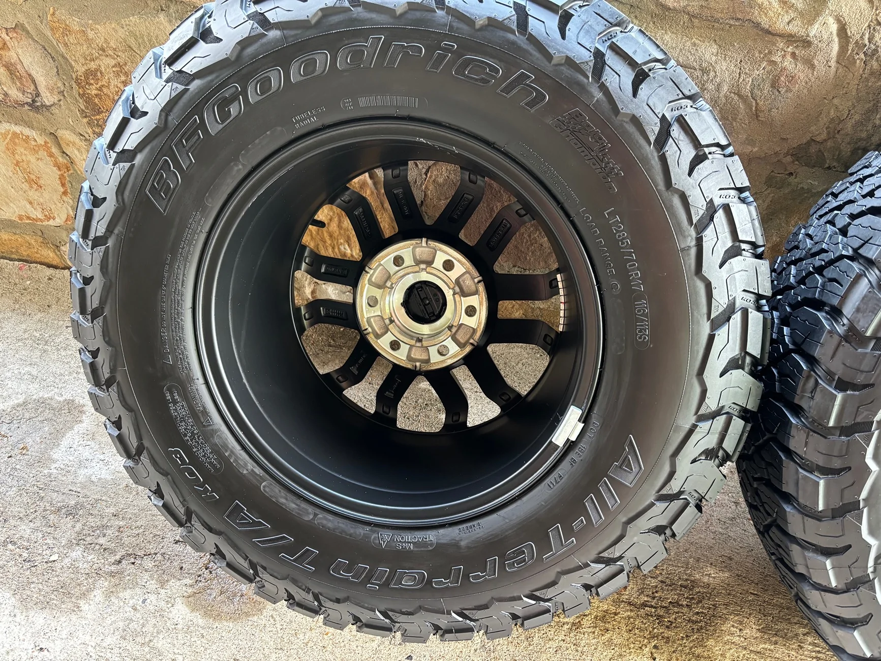 Ford Ranger 2026 Ranger Raptor wheels/tires IMG_3918