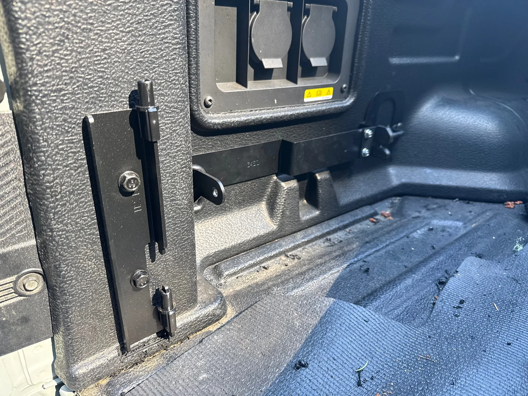 Ford Ranger Installed the Ford swing out toolbox over my modular bed liner today IMG_4033