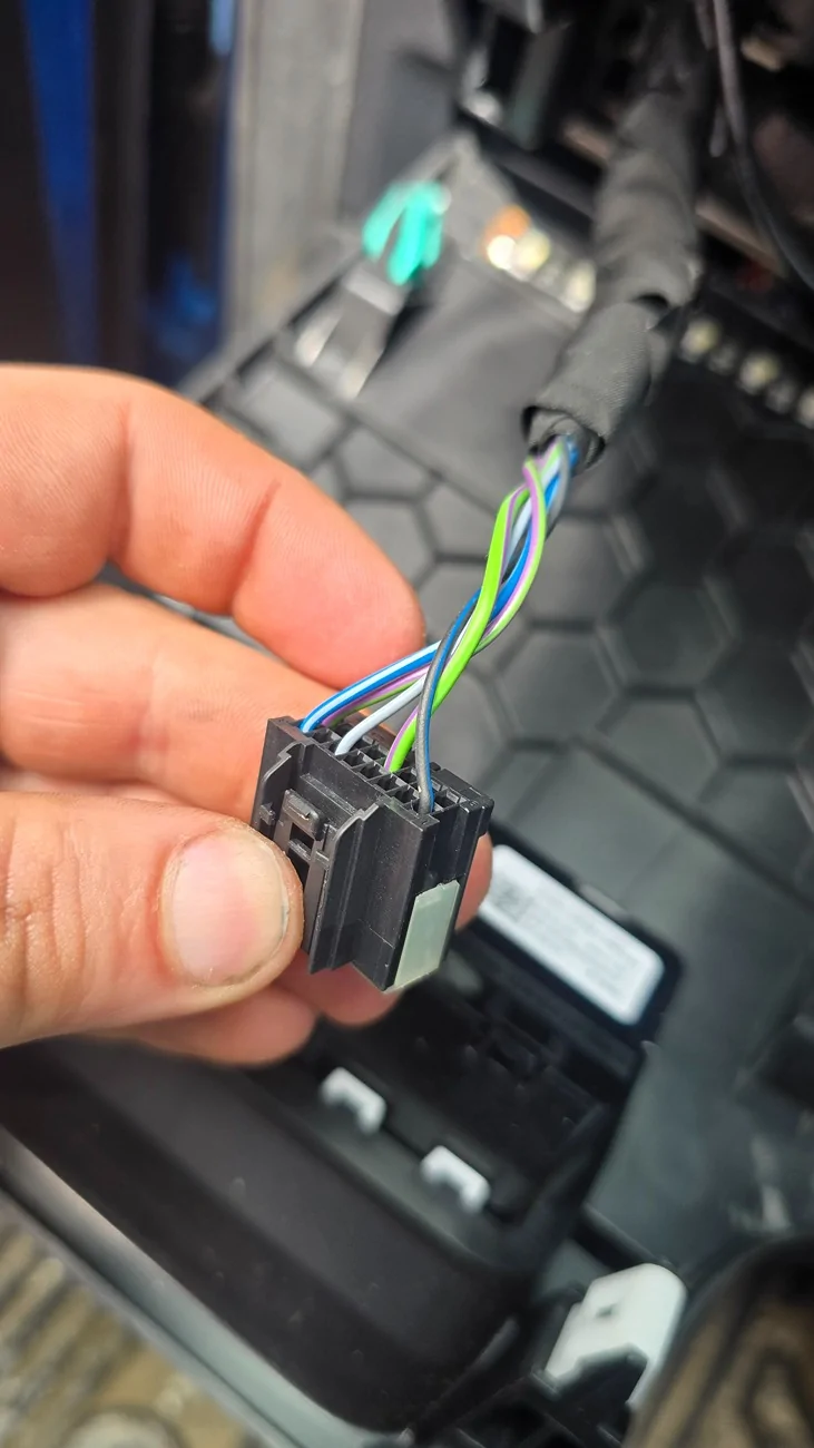 Ford Ranger Cargo light switch placement/replacement 20260611_143140