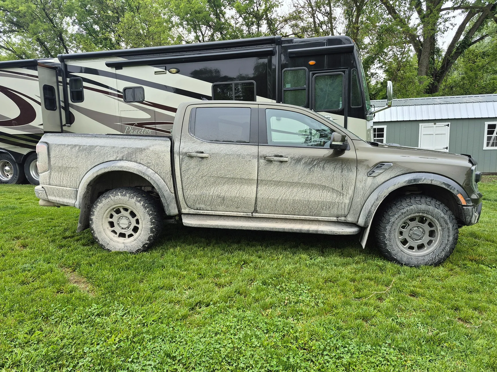 Ford Ranger New shoes for the RR 20260523_123231