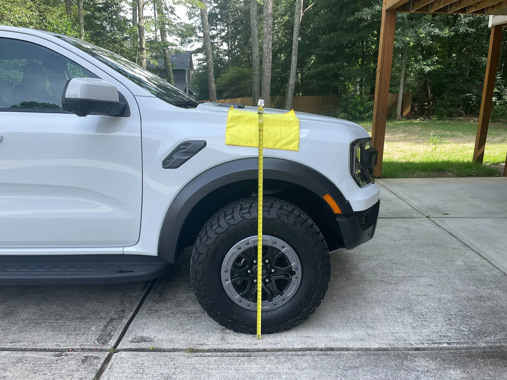 Ford Ranger Leveled the 2026 Raptor & didn't need to re-aim headlights... NICE. IMG_6683