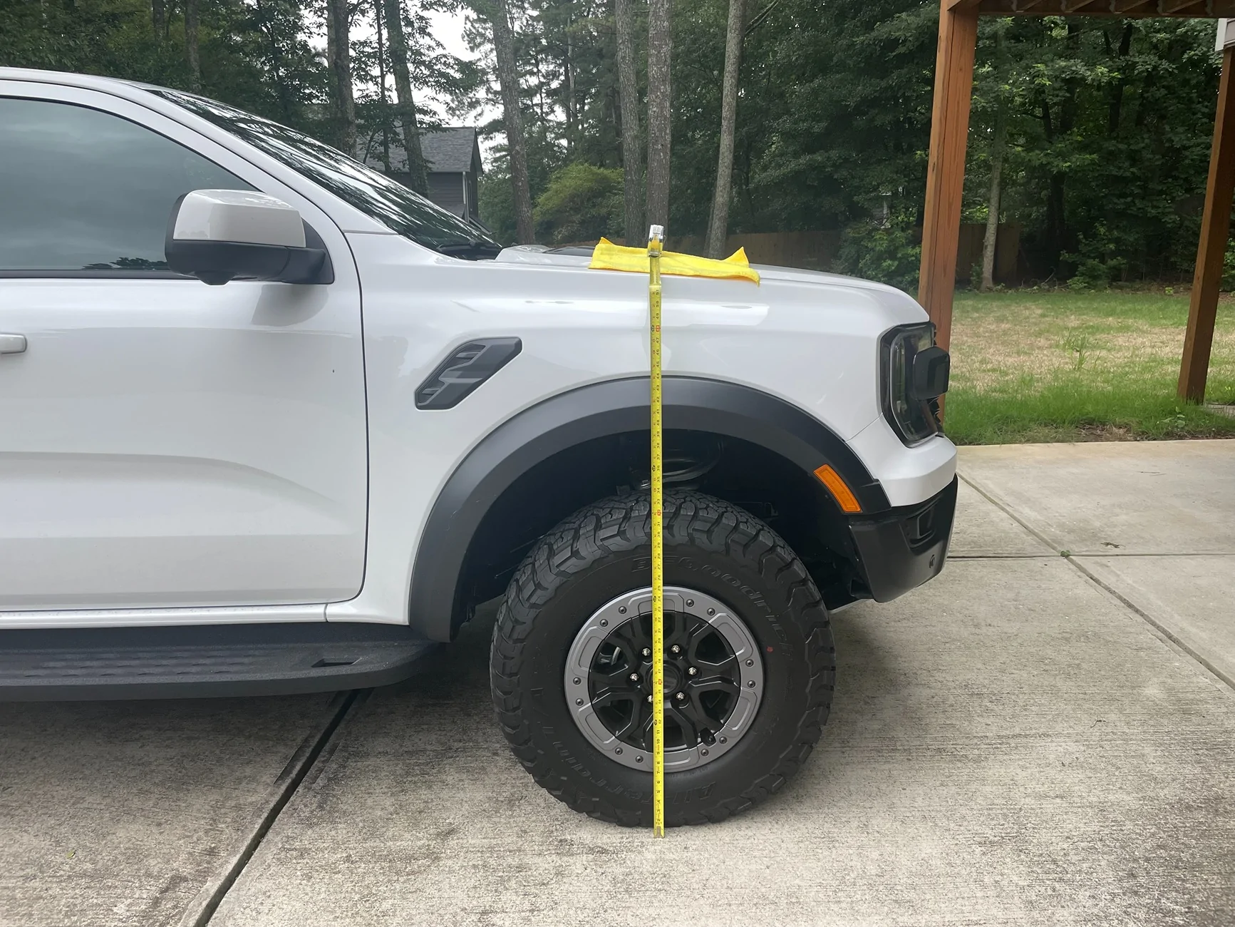 Ford Ranger Leveled the 2026 Raptor & didn't need to re-aim headlights... NICE. IMG_6701
