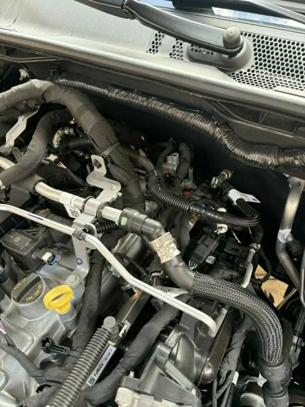 Ford Ranger Does the 2026 2.3l Ecoboost Ranger have both port and direct injection 1782152764313-1l
