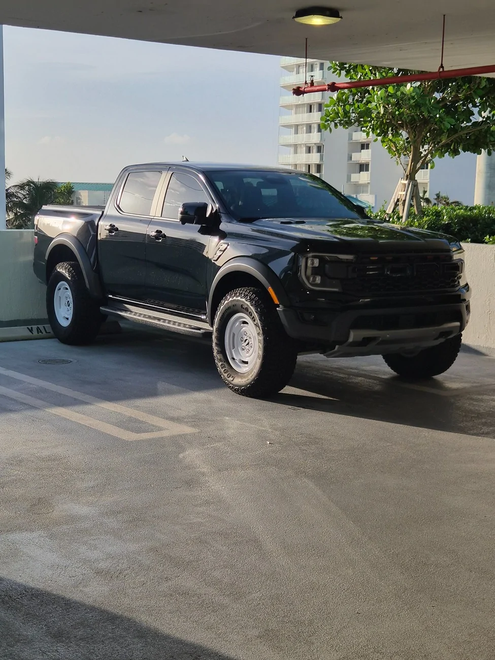 Ford Ranger 26 Ranger Raptor on Bronco Sasquatch wheels and tires 3916