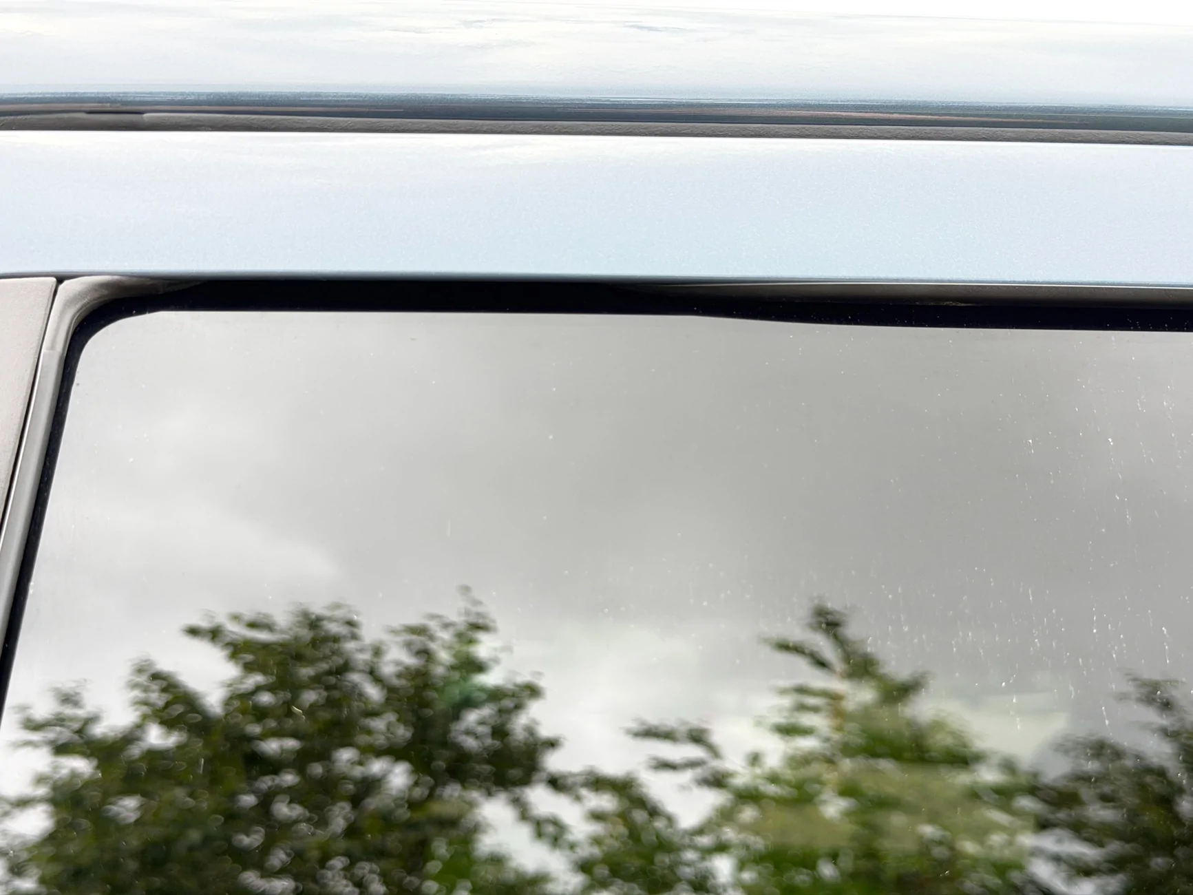 Ford Ranger Rear window seal folded in? IMG_1872