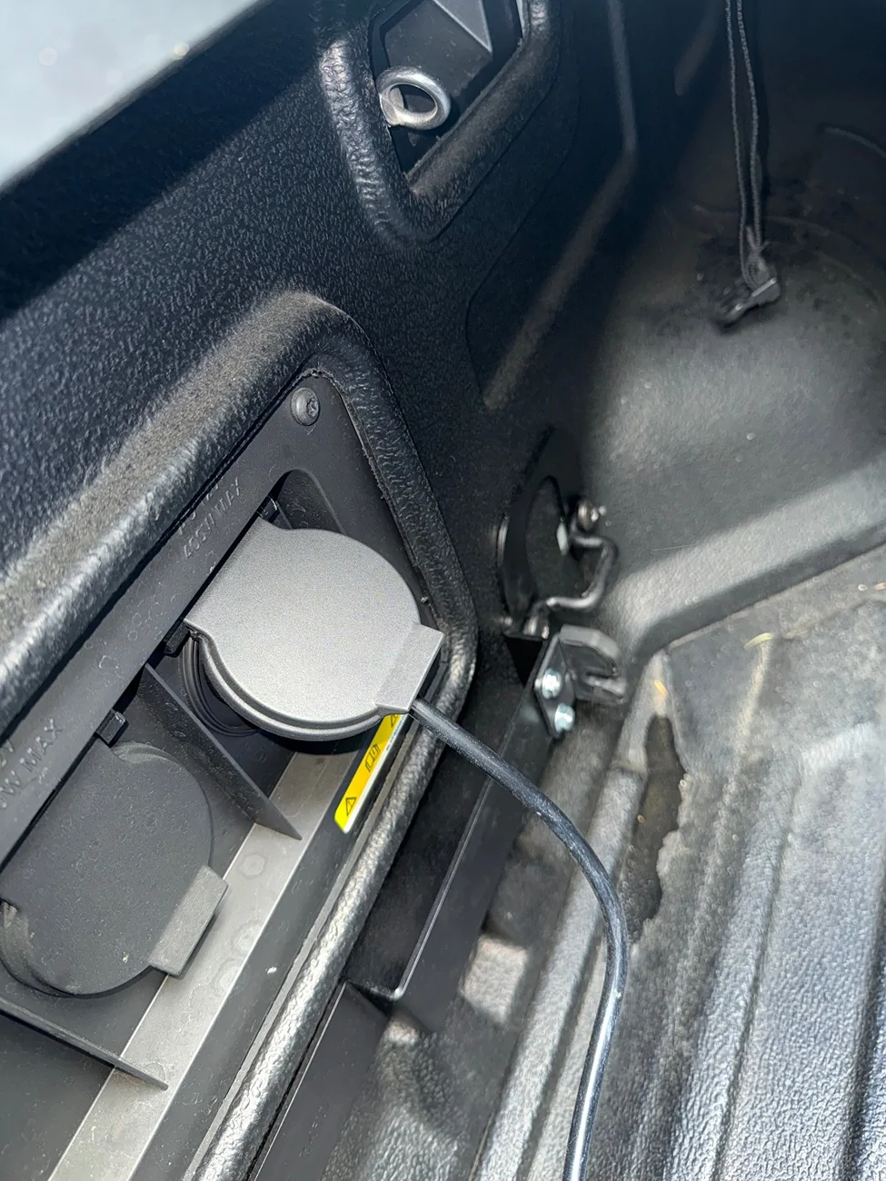 Ford Ranger Installed the Ford swing out toolbox over my modular bed liner today IMG_4210