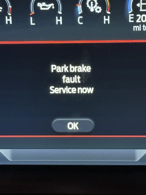 Ford Ranger Park brake fault: Service now (Electronic Parking Brake EPB) IMG_5202