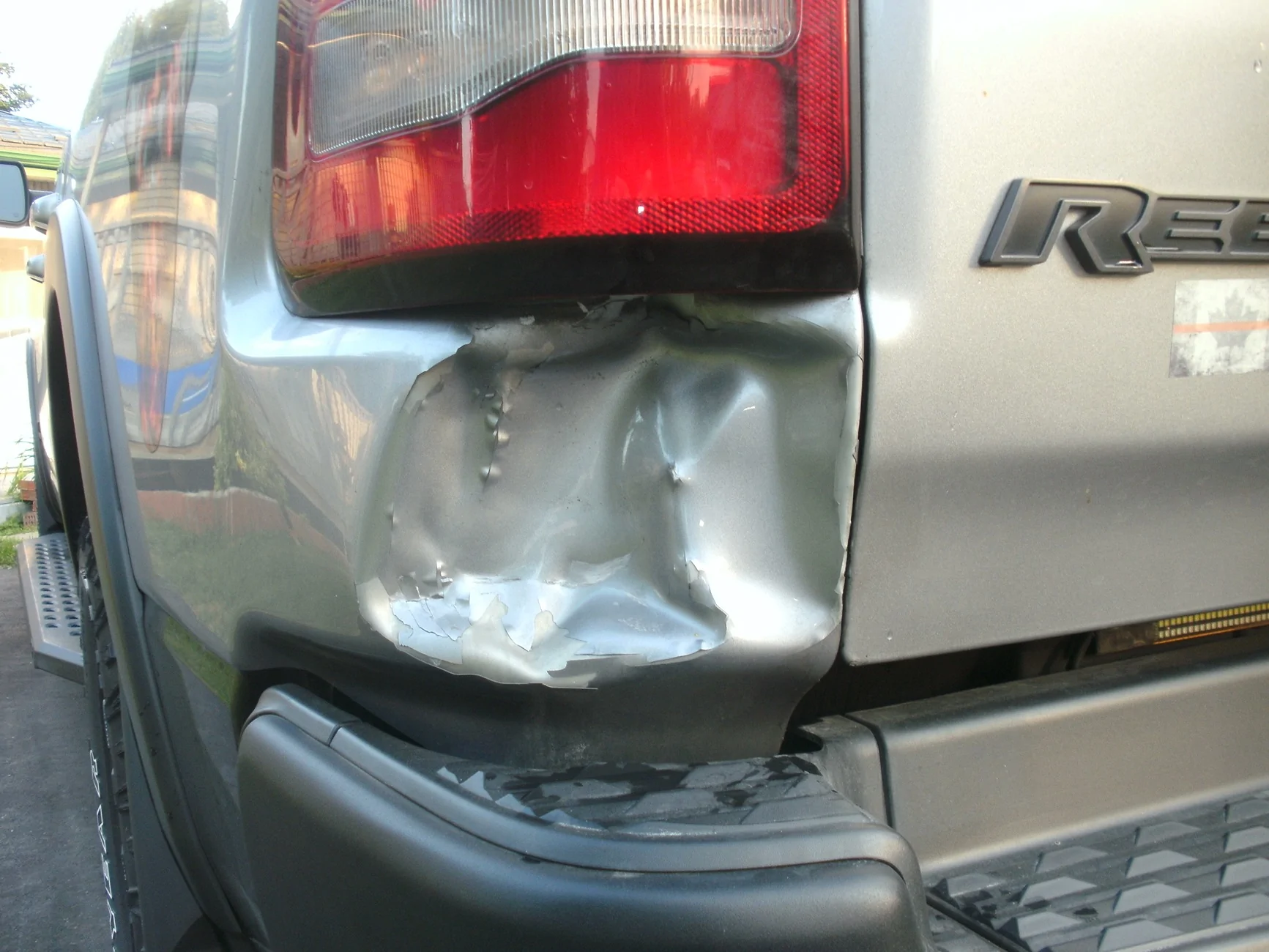 Ford Ranger HARDLY BROKEN IN..... NOW BROKEN (hit at 50kmh) PICT0207