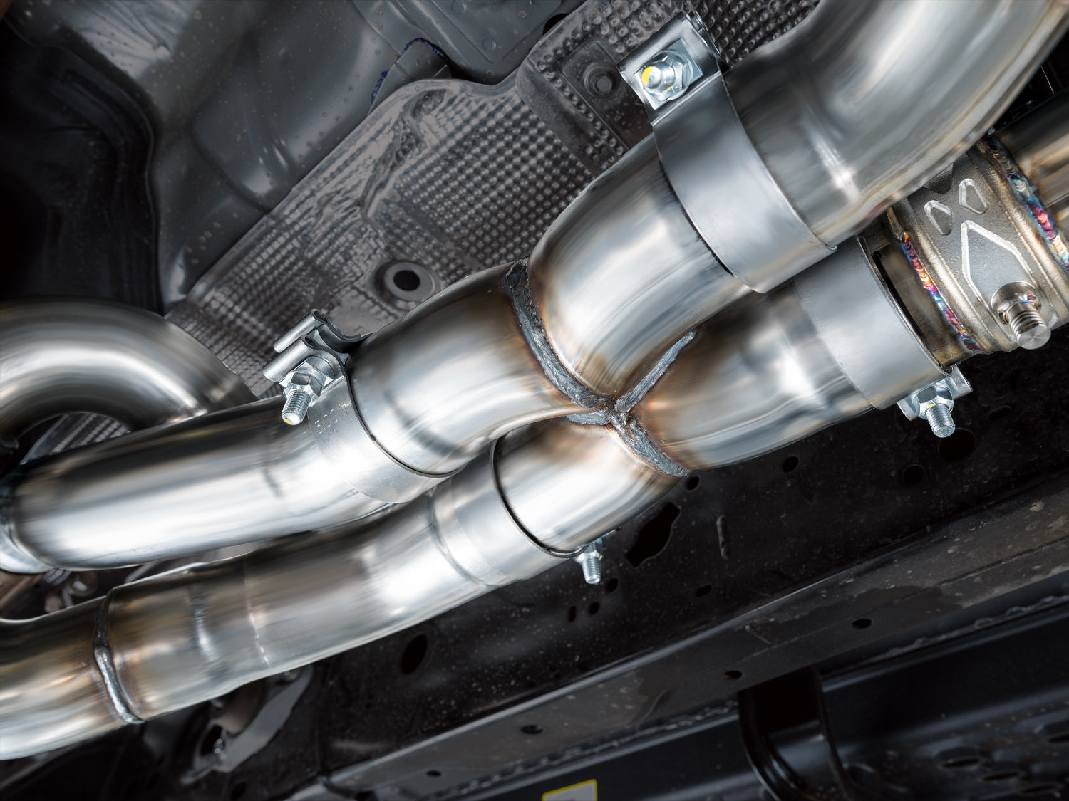Ford Ranger [Now Available] AWE Exhaust Suite for the Ford Ranger Raptor 3025-32306_13_b5d48bb7-d3bc-4b96-921c-36e15fcda72c