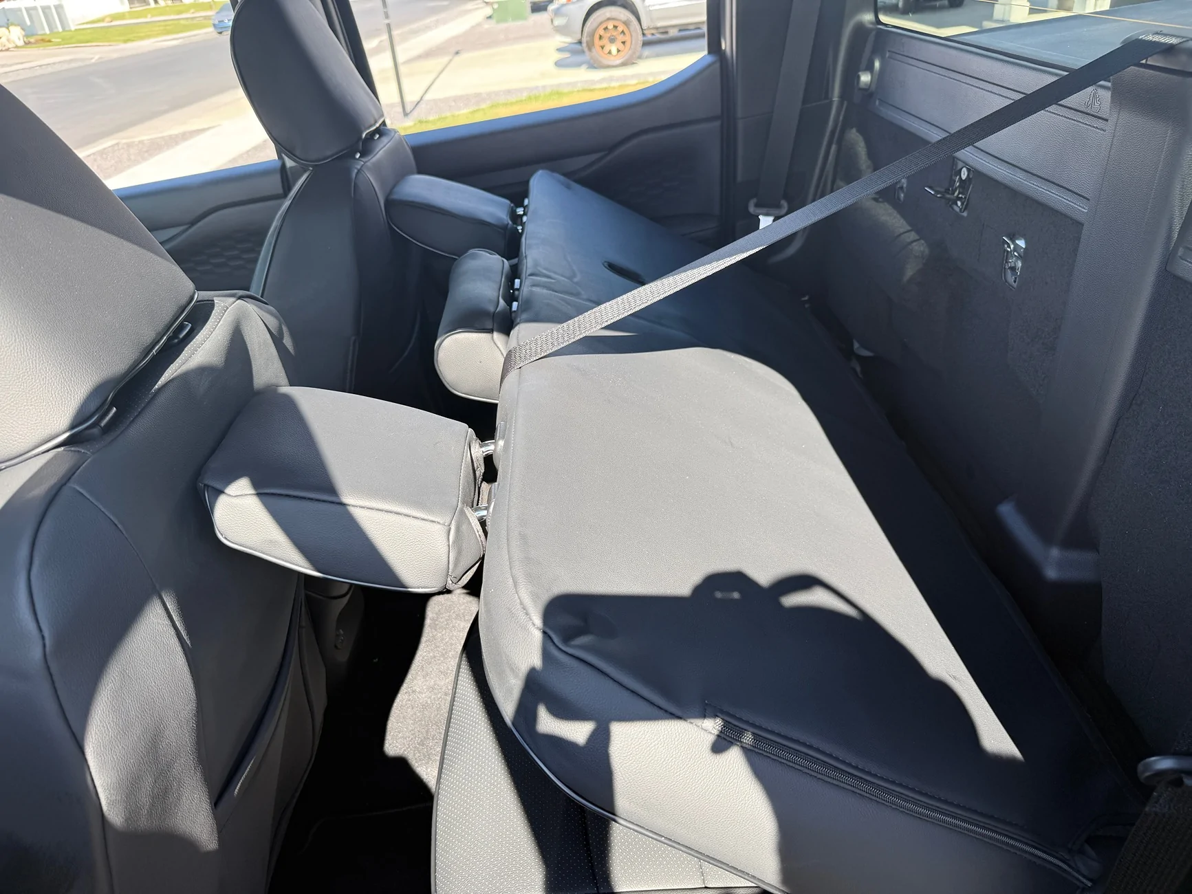 Ford Ranger EKR seat covers installed IMG_7588