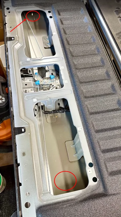 Ford Ranger Anyone install actual cup holders in their tailgate panel? ranger_tailgate_insid