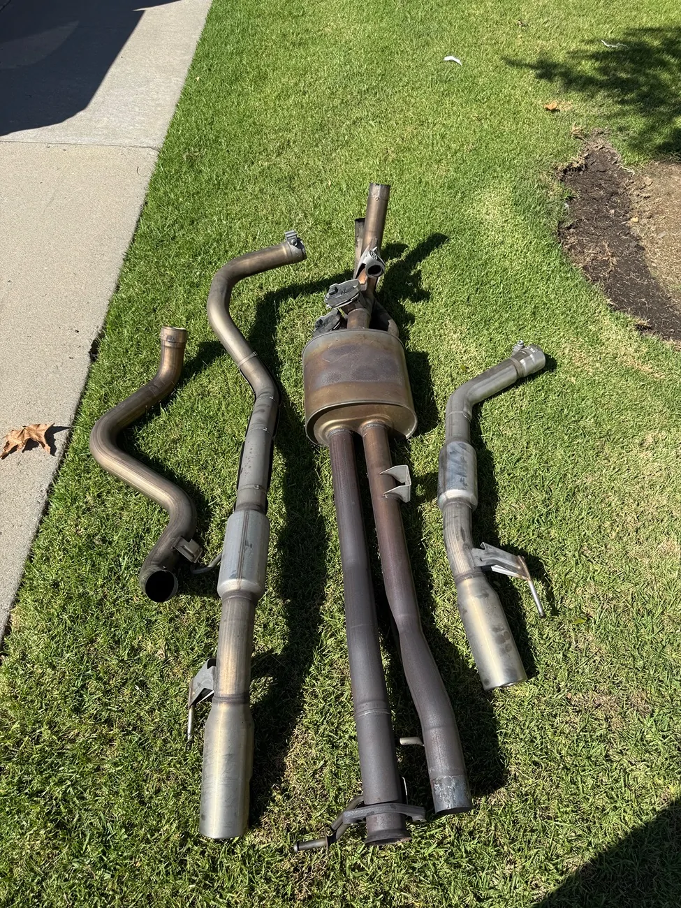 Ford Ranger 2024 Ranger Raptor OEM Exhaust. IMG_3497