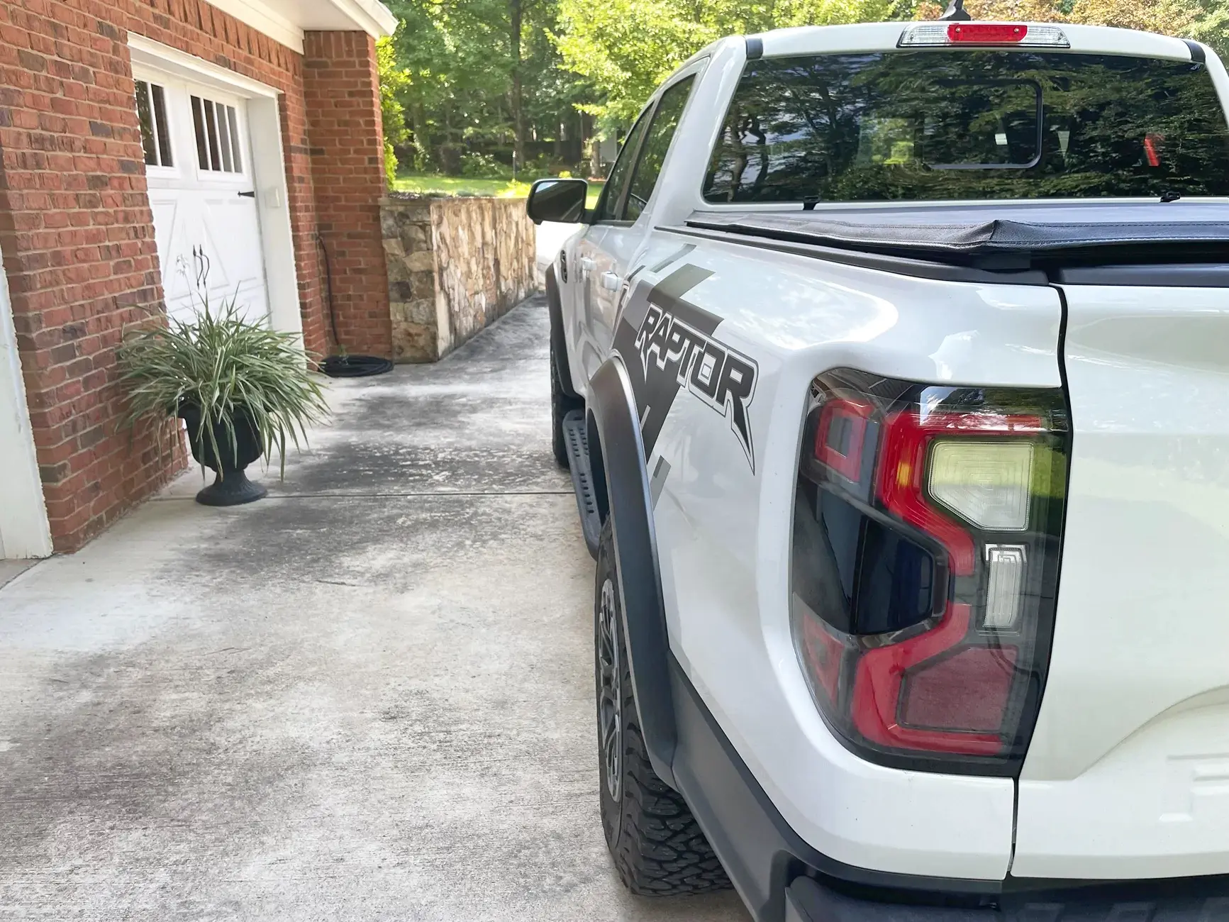 Ford Ranger Before/After with 1" wheel spacers 91758-2ee08b8450c287a0cc10f01b80485e07