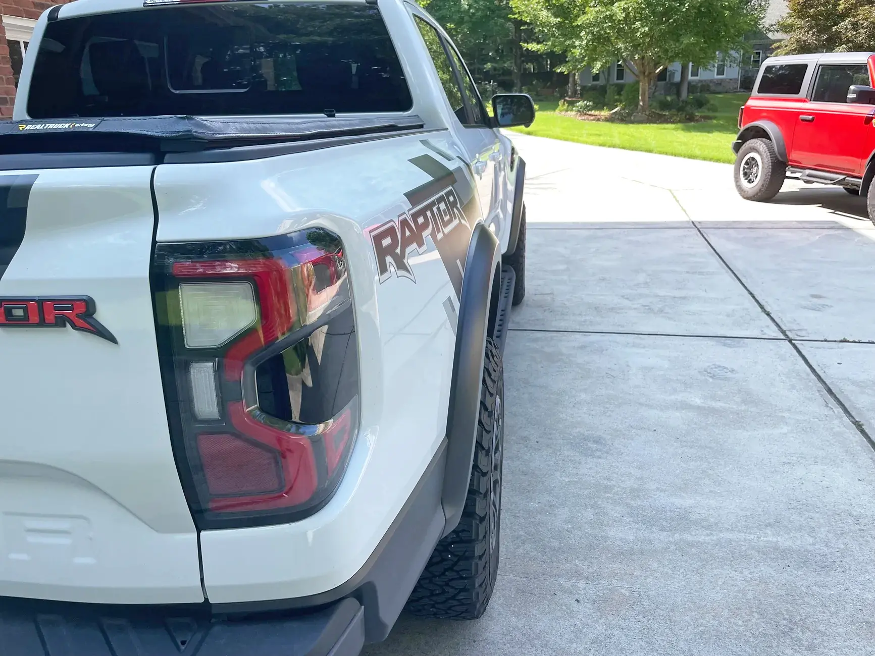Ford Ranger Before/After with 1" wheel spacers 91762-15e05c24f0d81e49ae2fbb05a9e0bd91