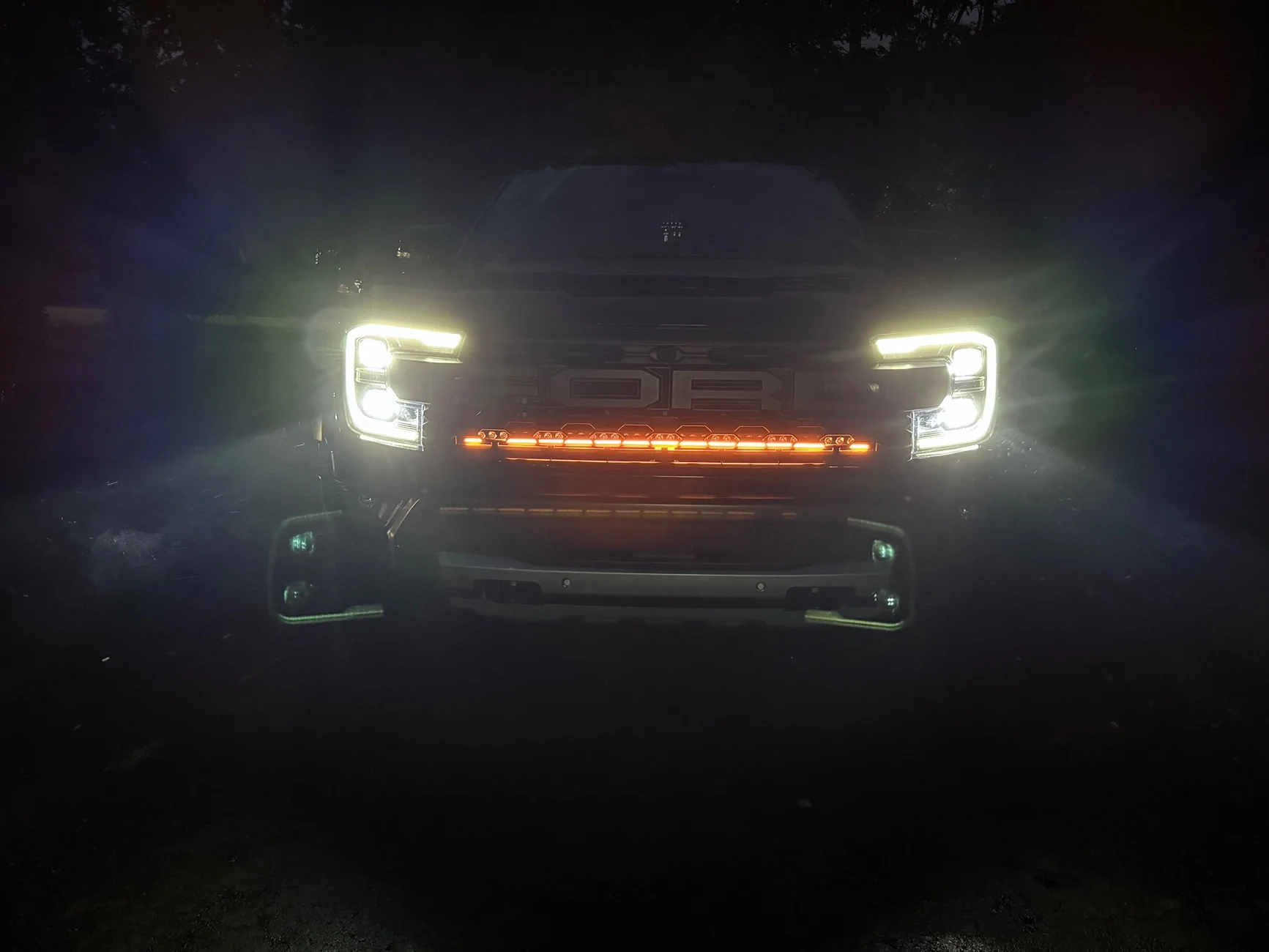 Ford Ranger Strands Nuuk D-line 40” behind RR grill IMG_7051