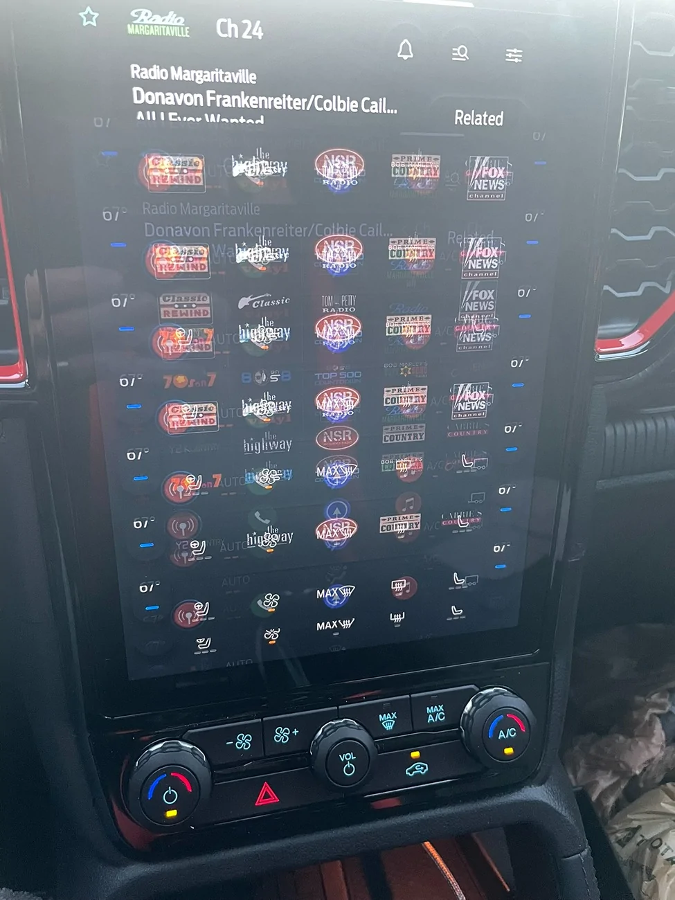 Ford Ranger Center screen issue on my 2026 Raptor IMG_7110