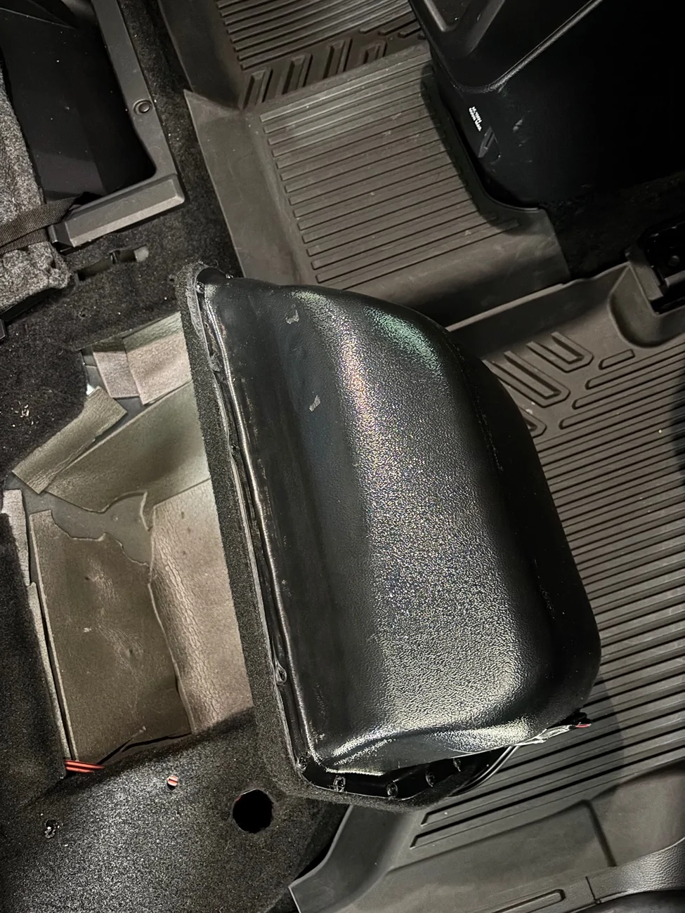 Ford Ranger JL AUDIO 10” sub and enclosure IMG_5997