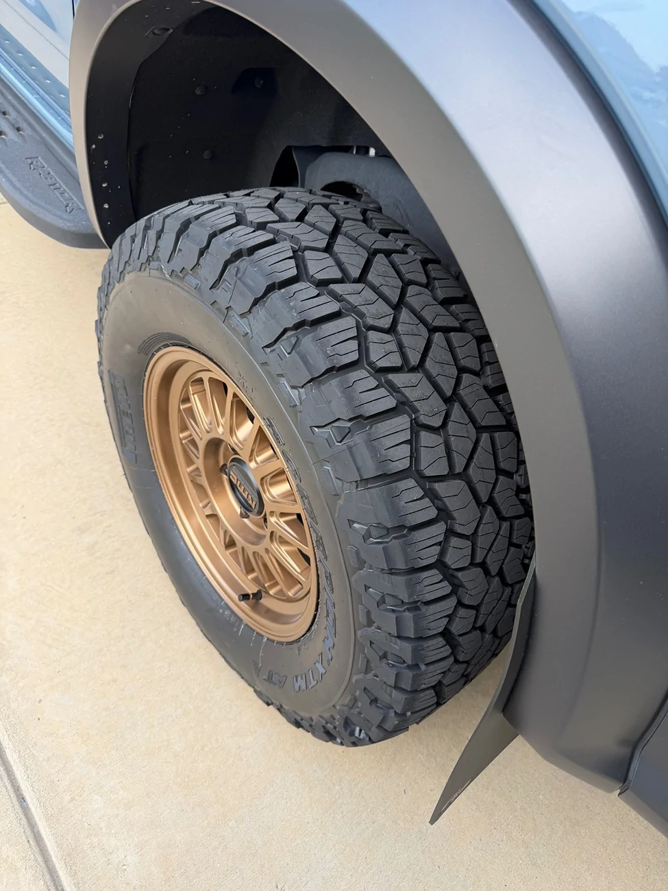 Ford Ranger Pirelli XTM AT 285/70r17 E tires on Ranger Raptor IMG_1793