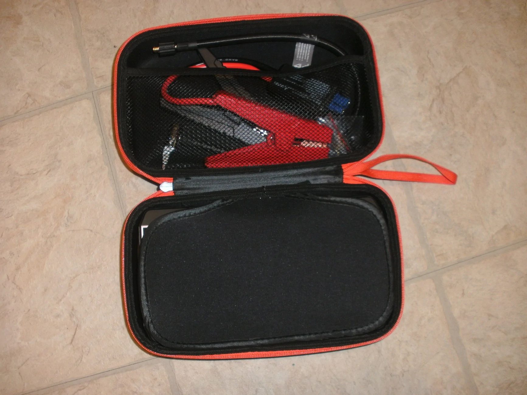 Ford Ranger Wolfbox Magavolt24 Air Prize Case open to
