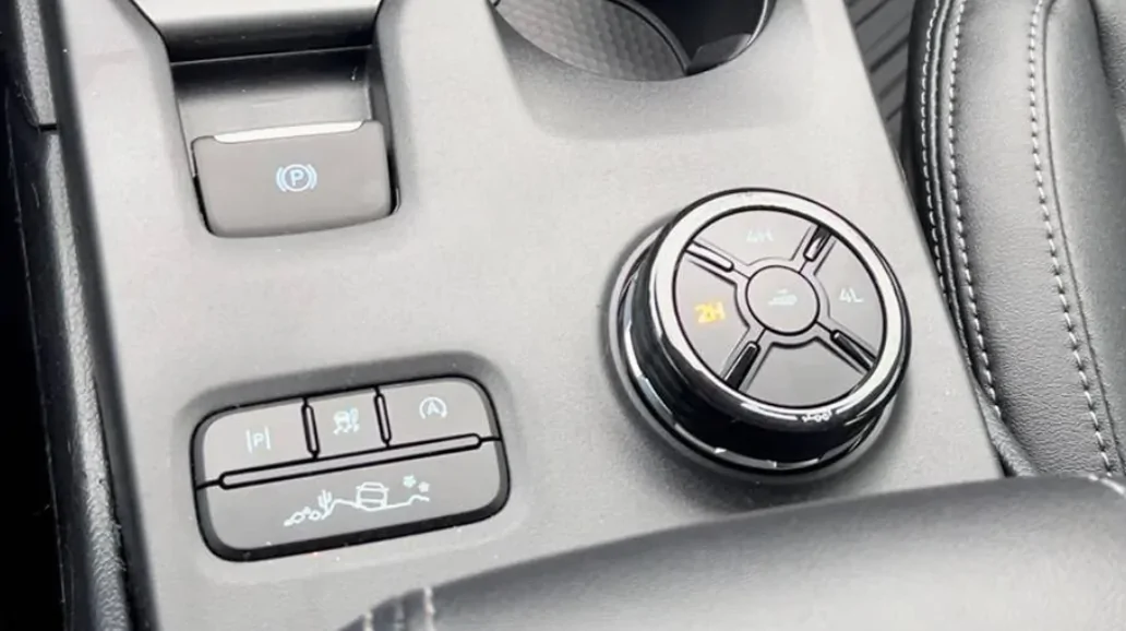 Ford Ranger What decides which Drive Mode / 4WD knob you get? 1785340091969-aj