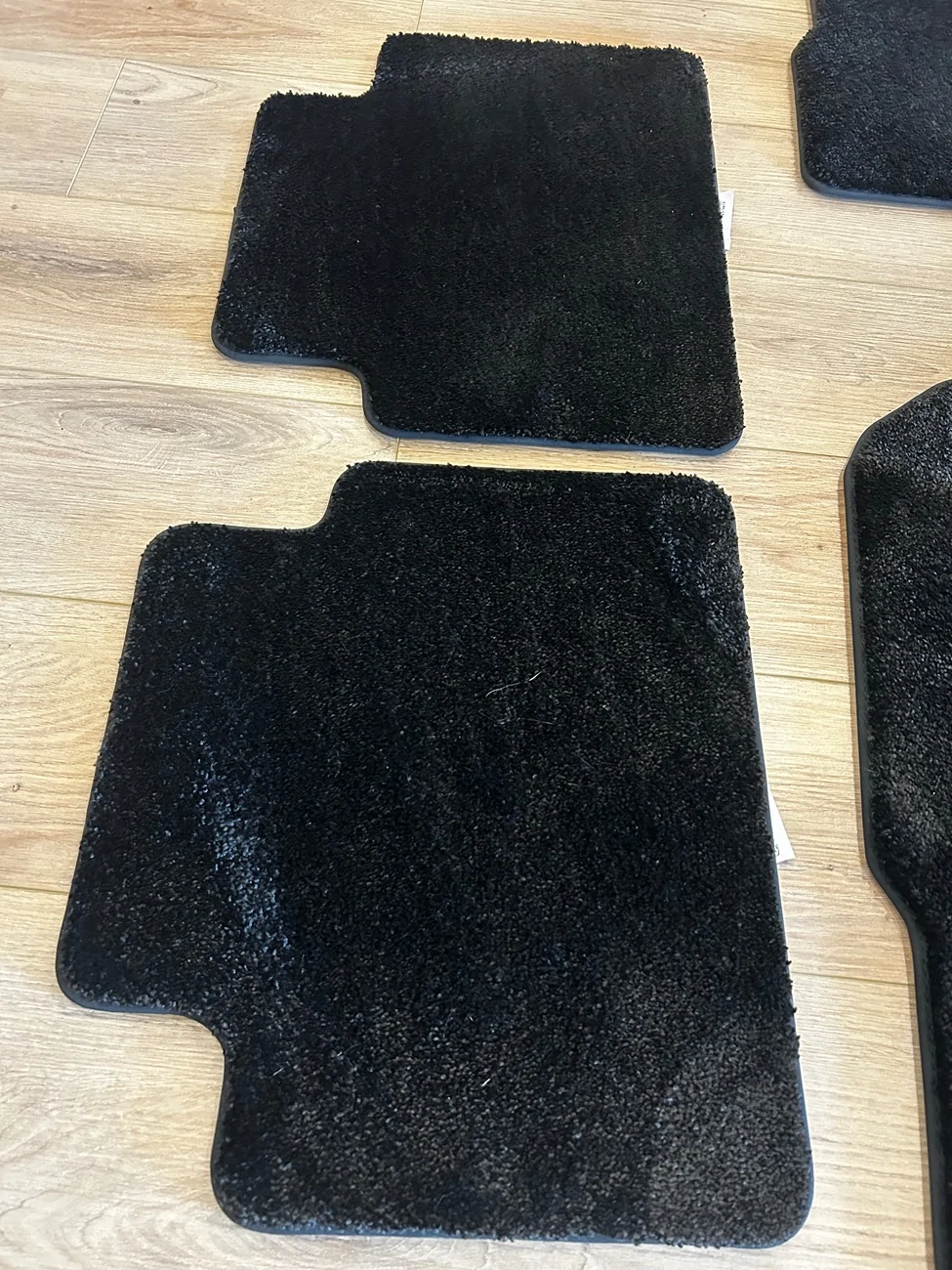 Ford Ranger Black Appearance Package carpet floor mats IMG_0738