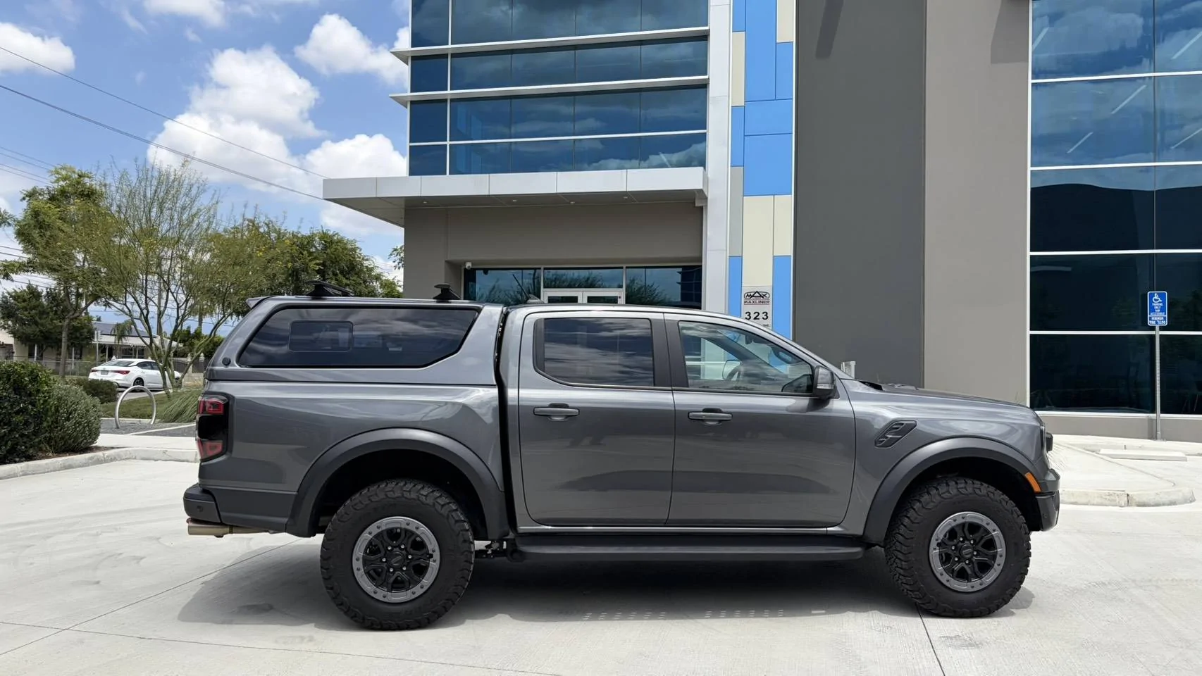 Ford Ranger Stock ready for VENTURE in Full Paint 385844