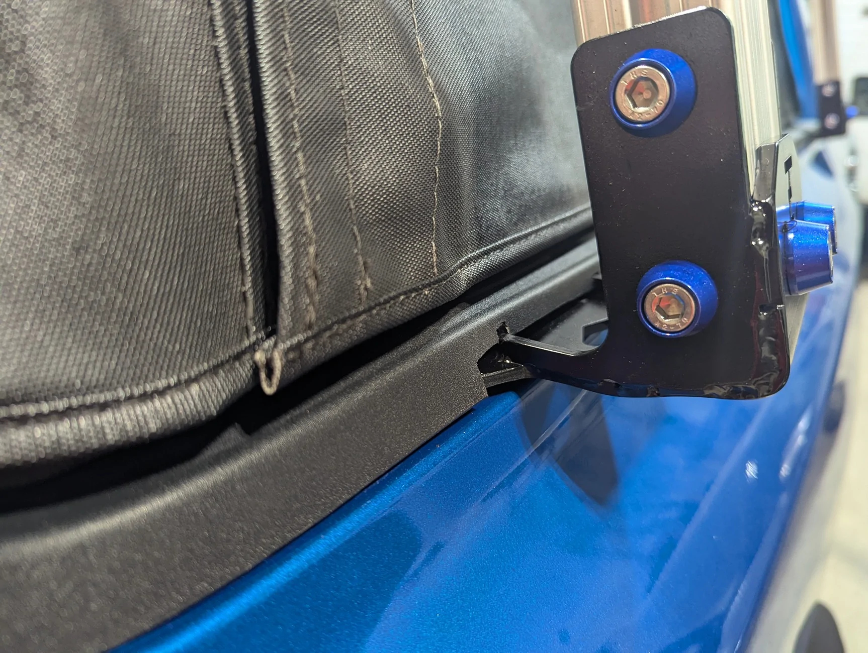 Ford Ranger Mounting an overland rack to the bed rails PXL_20250723_011929223