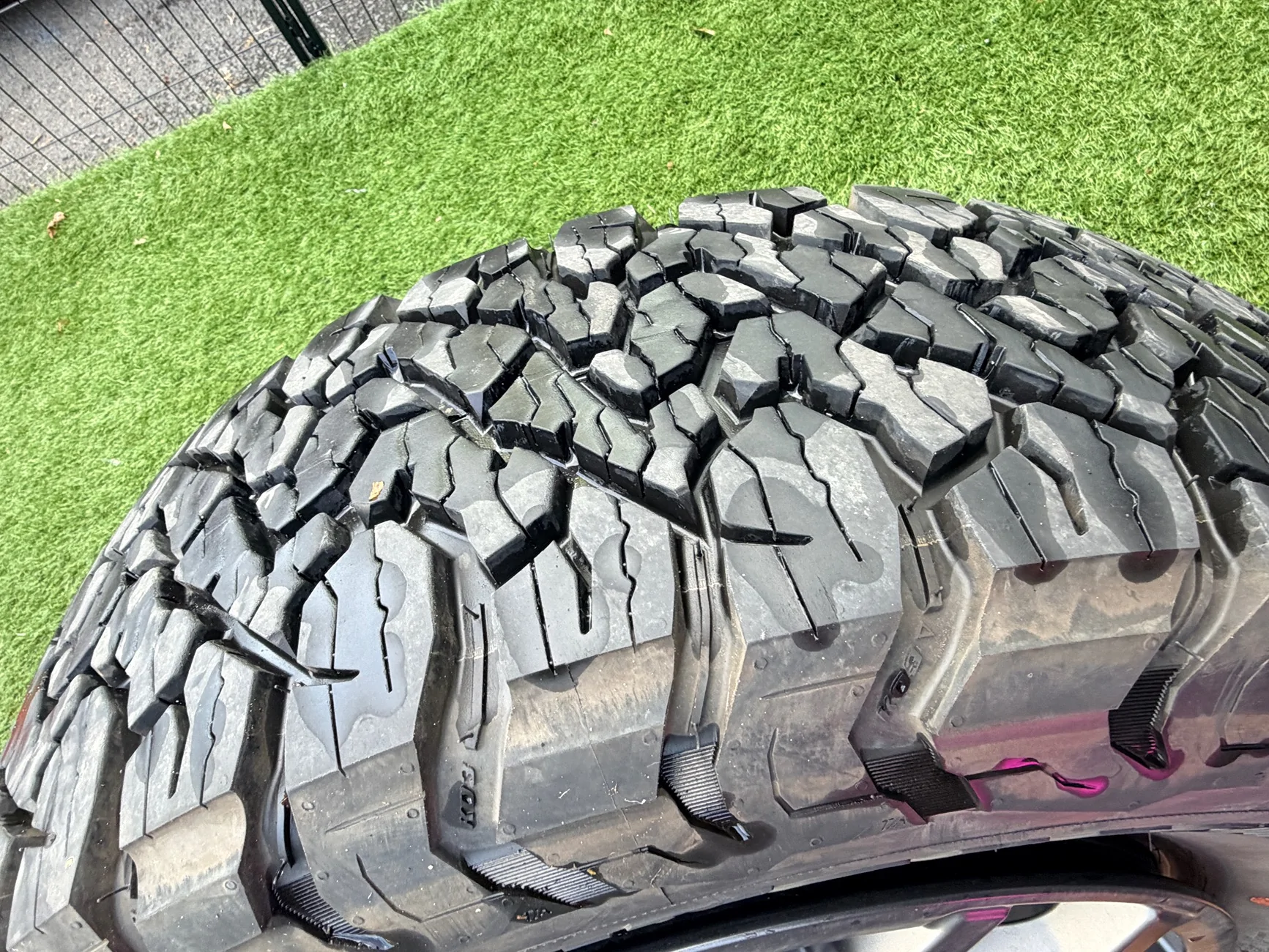 Ford Ranger FS:  (4) 2026 RR OEM Non Beadlock Wheel and Tire Set IMG_1793
