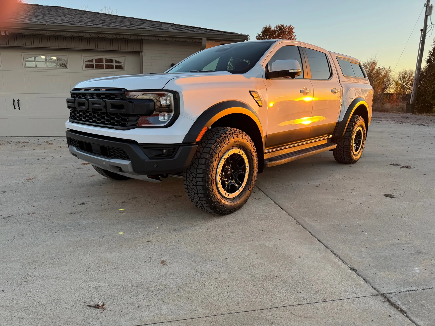 Ford Ranger ARE Revo canopy/Desert Tan RR IMG_4720