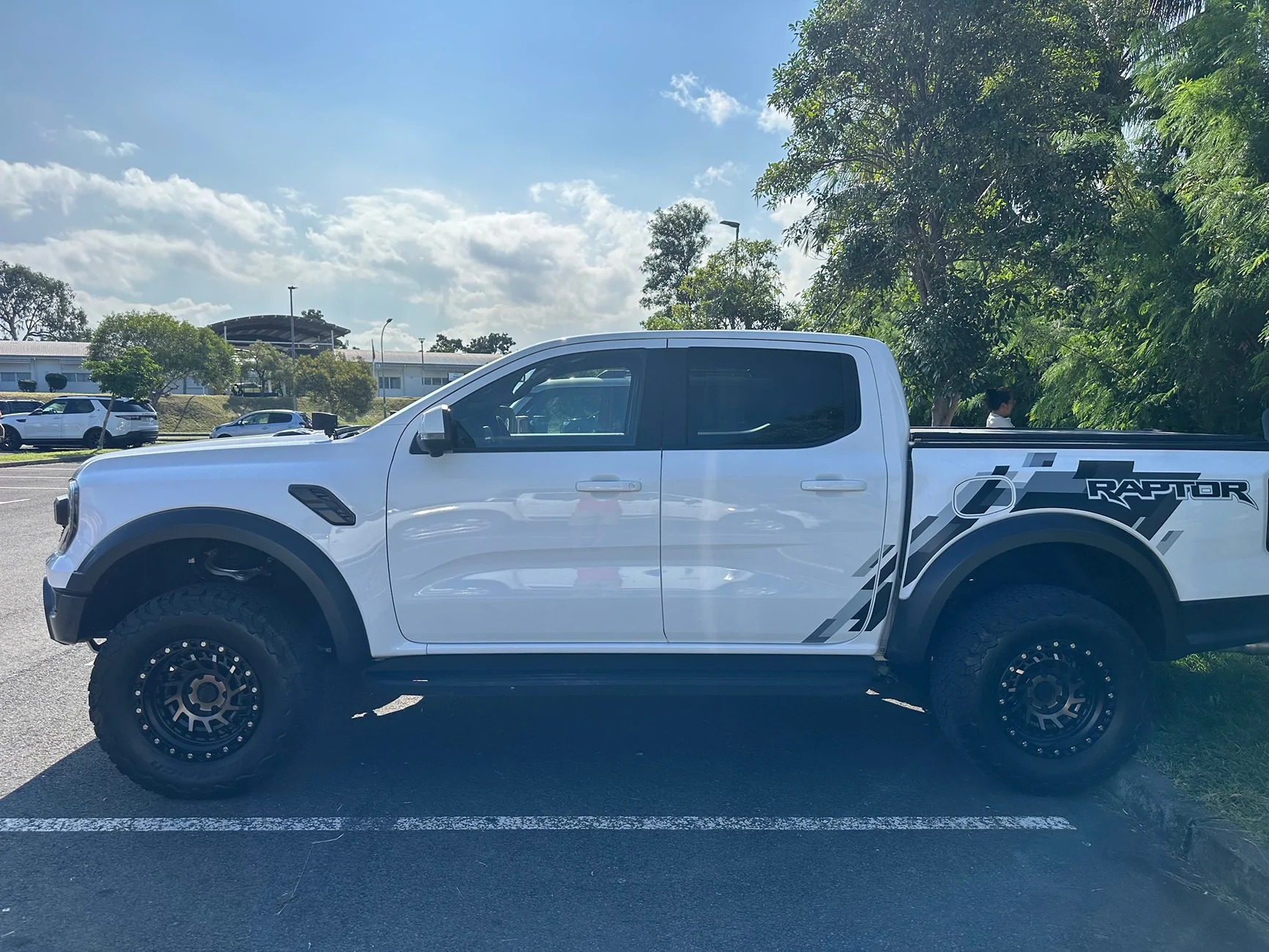 Ford Ranger Ranger Raptor - 1.5" front leveling spacers installed IMG_3440