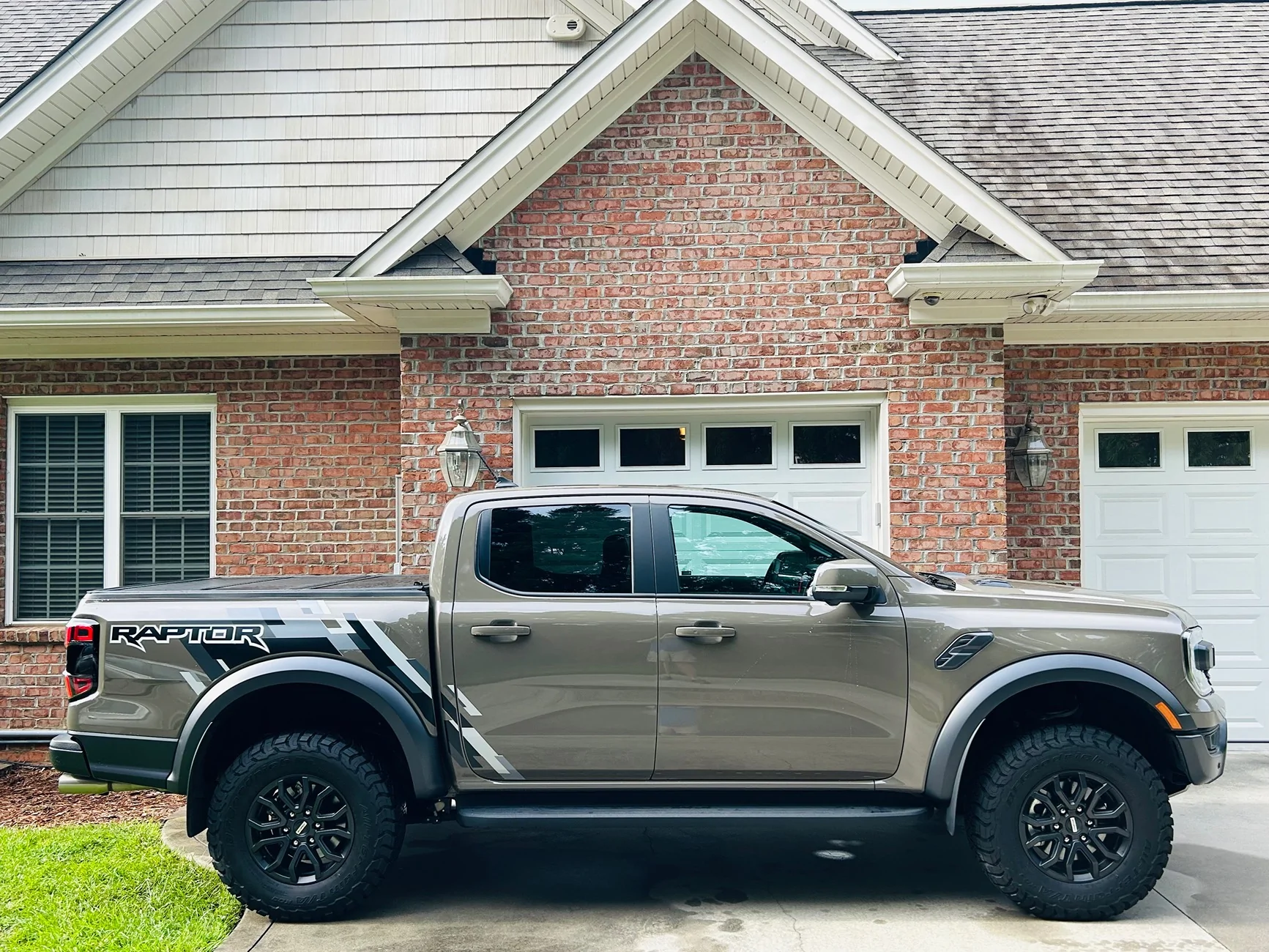 Ford Ranger How to Install a Lift Kit on your Ranger Raptor (DIY Instructions Video IMG_6168
