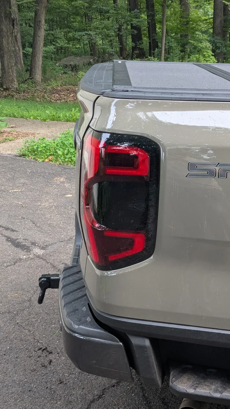 Ford Ranger Tailgate gap on passenger side - within reason? PXL_20260811_120903755