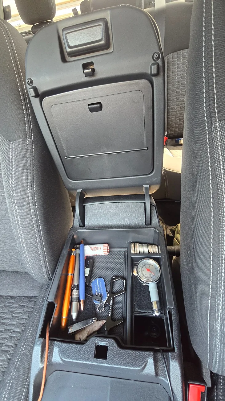 Ford Ranger *REVIEW* Muslogy, Cup Insert, Center Console Hidden Organizer 20260817_103833