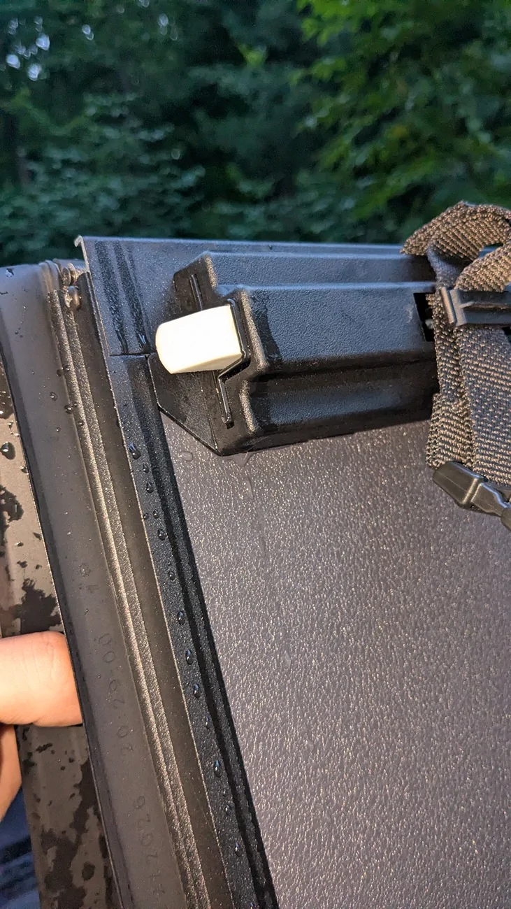 Ford Ranger Bakflip MX4 tonneau - this much leak normal? 93765-3bec99f5b5dae60a926cf29c8bc58849