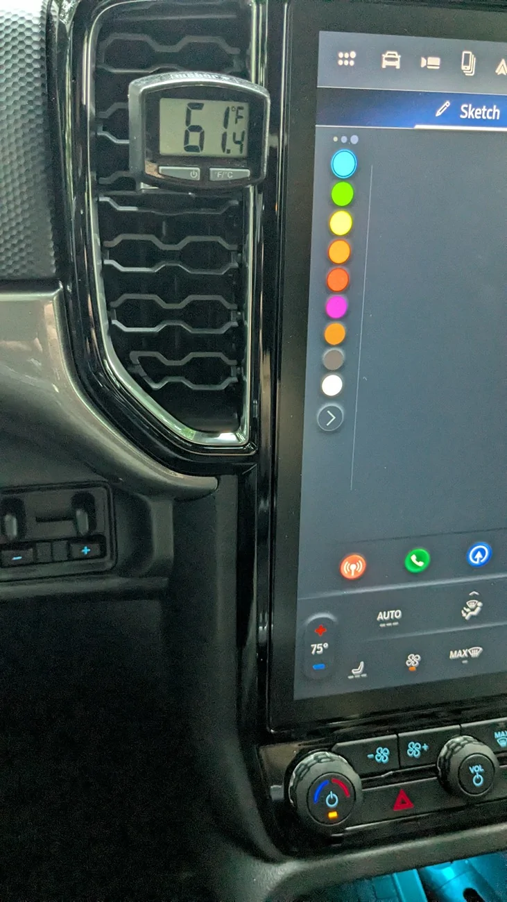 Ford Ranger HVAC vent temp not matching setting - is this normal? PXL_20260823_204024691