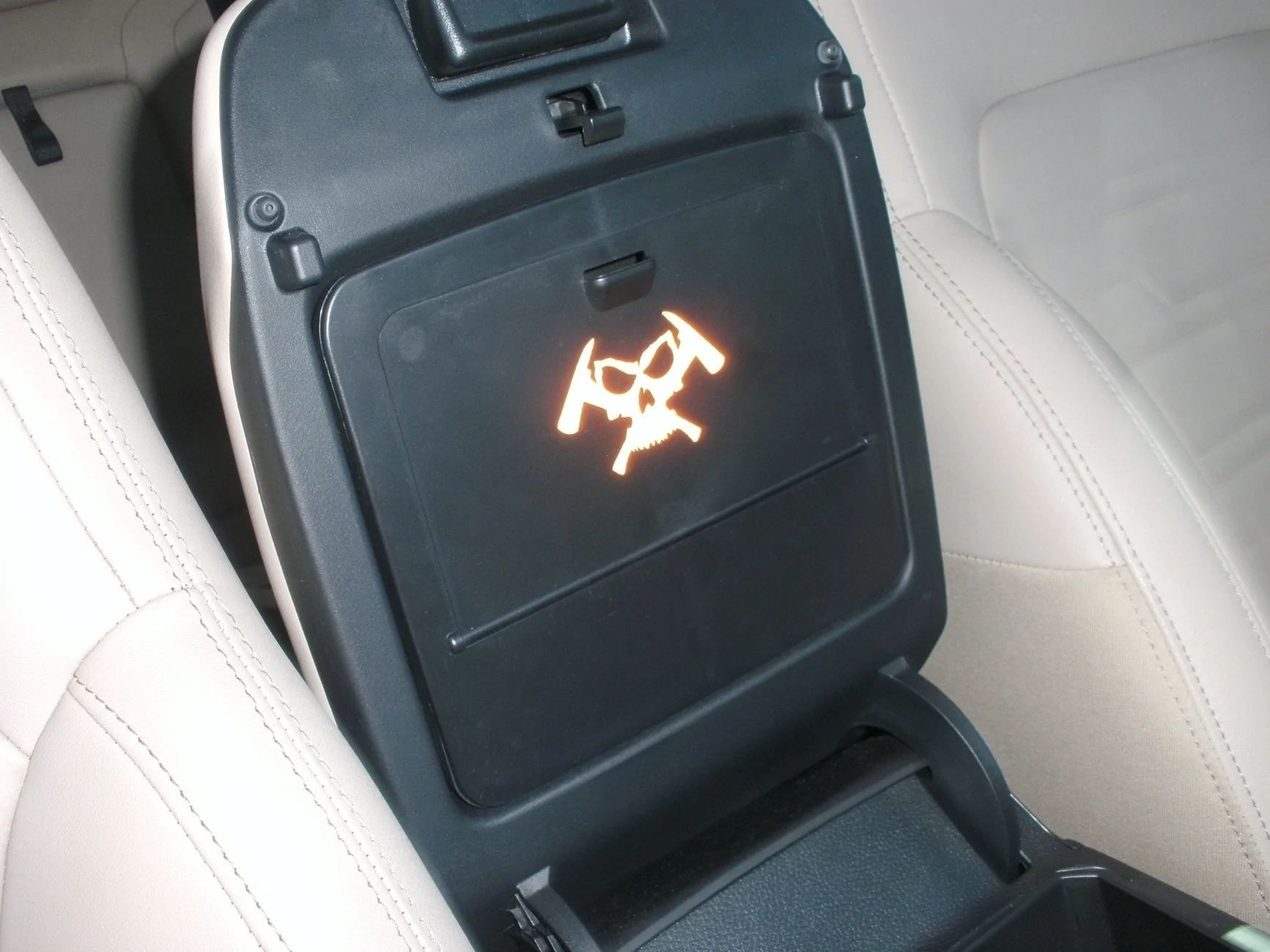 Ford Ranger Muslogy Two-Layer Console & Hidden Storage *** Review *** Hidden Organ Mounted