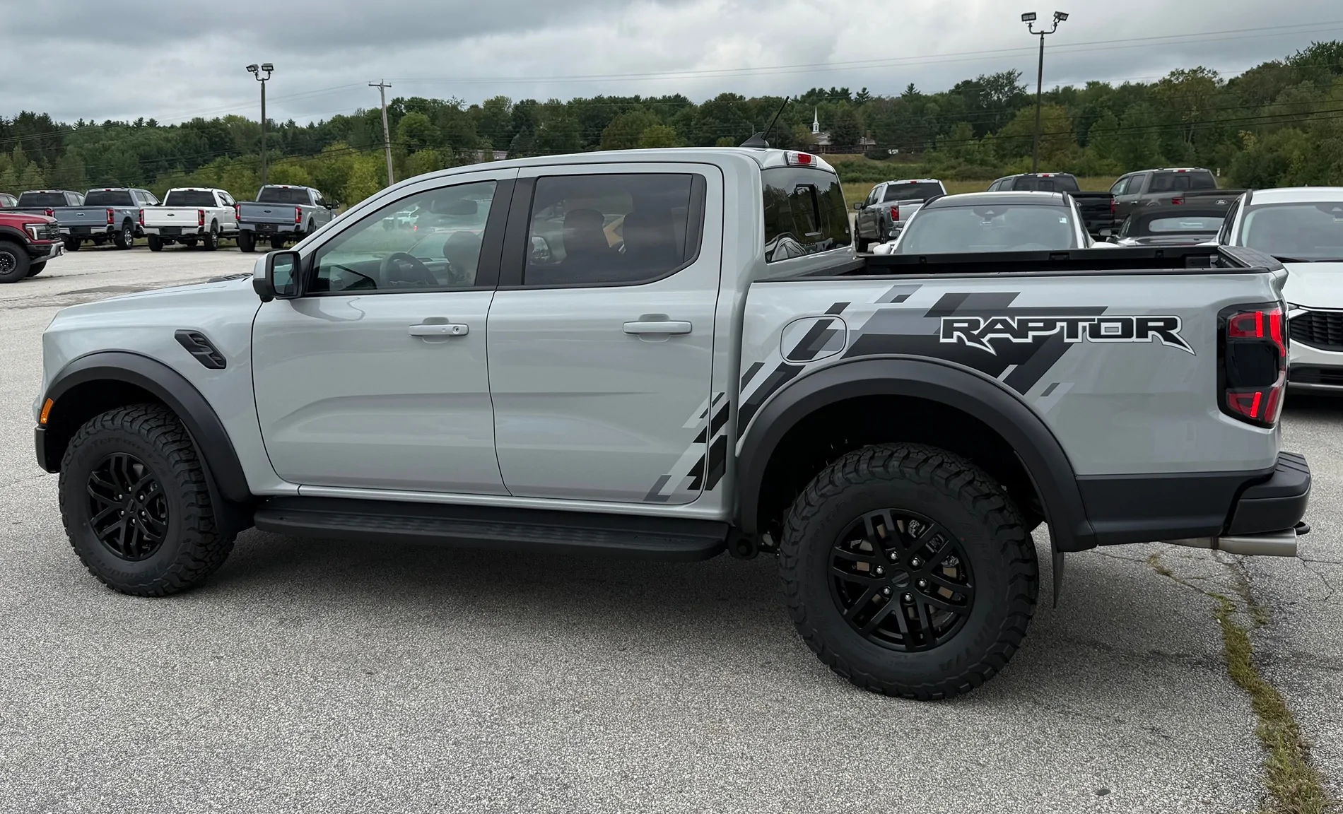 Ford Ranger Picked up my 2026 Avalanche Ranger Raptor 1787968030850-yt