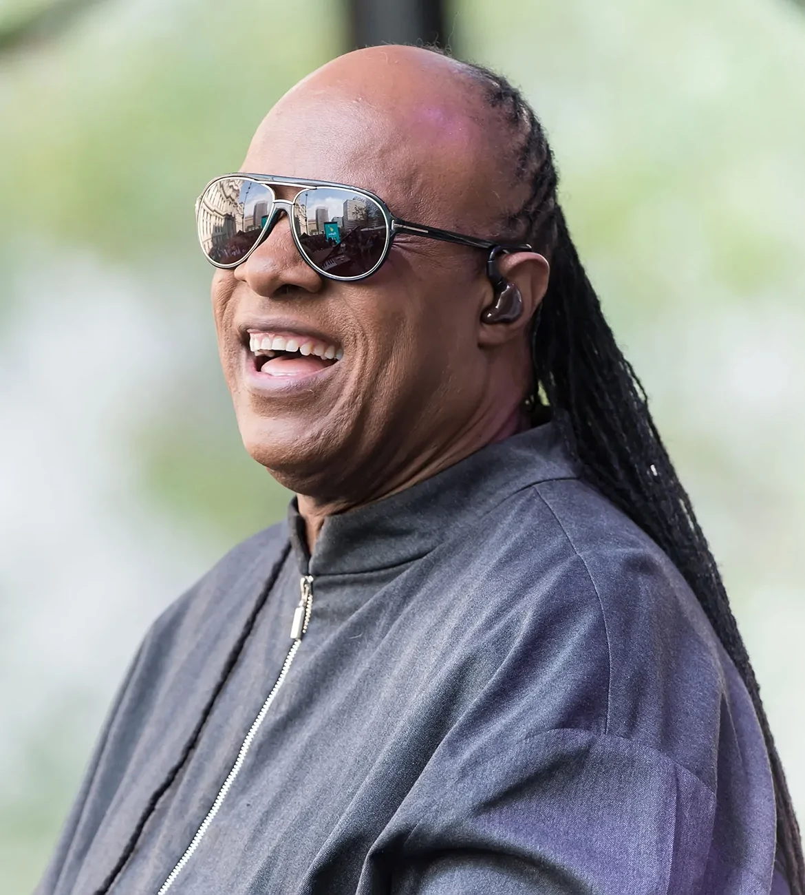 Ford Ranger Mirror trim Musician-Stevie-Wonder-performs-Dilworth-Park--Songs-In-The-Key-Of-Life-Performance-Tour.jpg