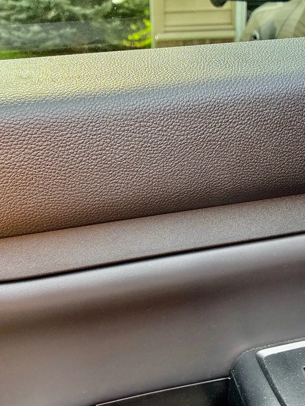 Ford Ranger Different interior door trim, front/rear IMG_2840