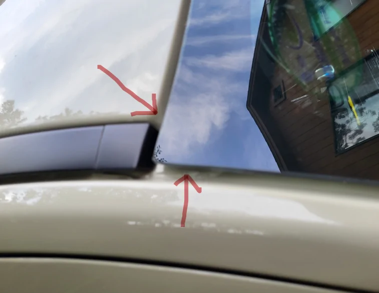 Ford Ranger Windshield is there no molding/gasket Windshield2