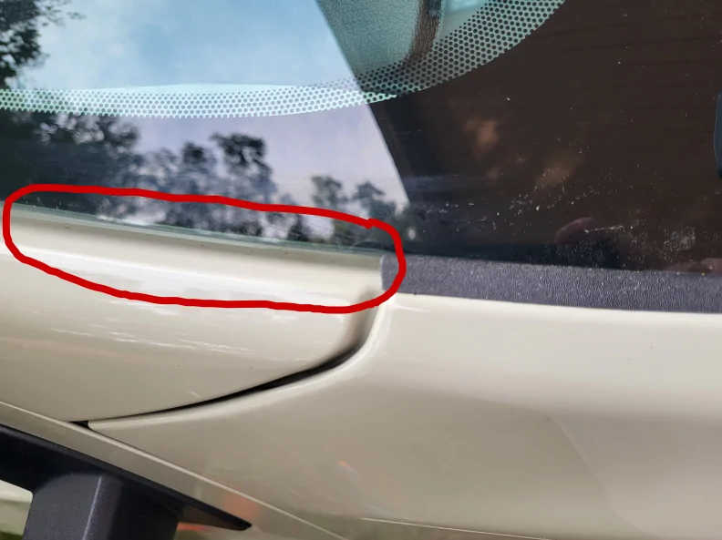 Ford Ranger Windshield is there no molding/gasket Windshield1