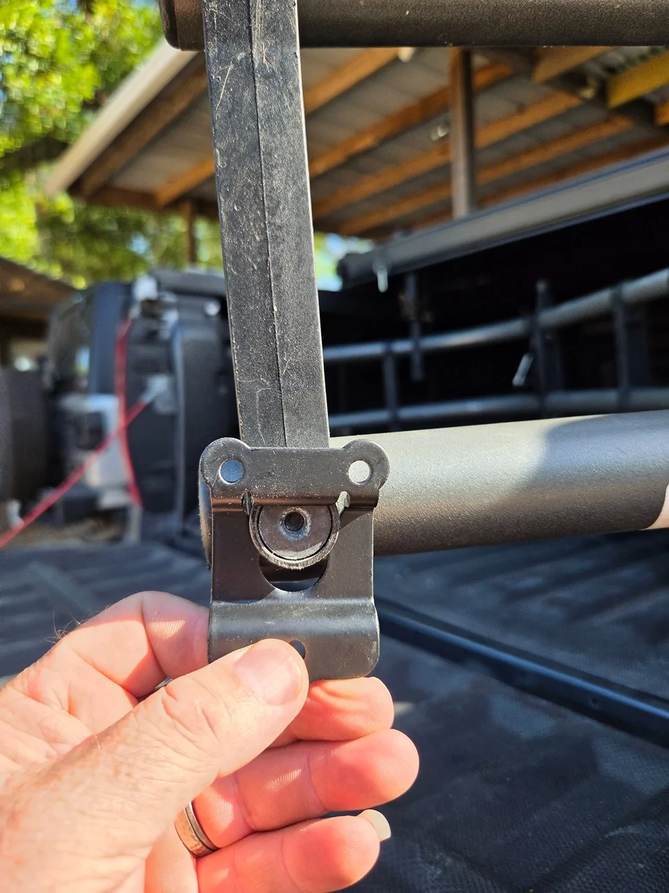 Ford Ranger Inexpensive bed extender (less then 100 dollar kit) 20260914_165752