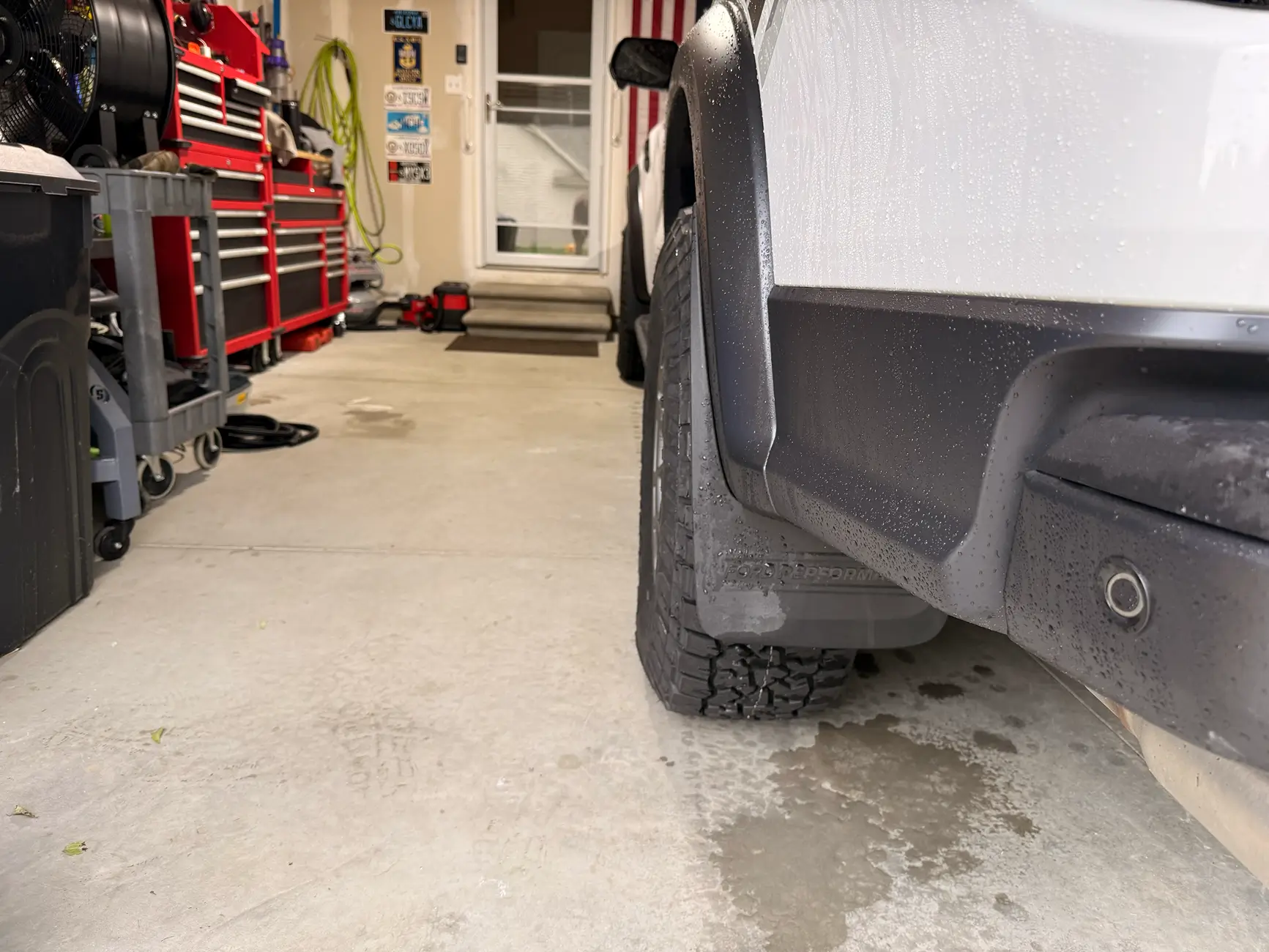 Ford Ranger Bridgestones and RTR Tech6s installed tempImager2me8E