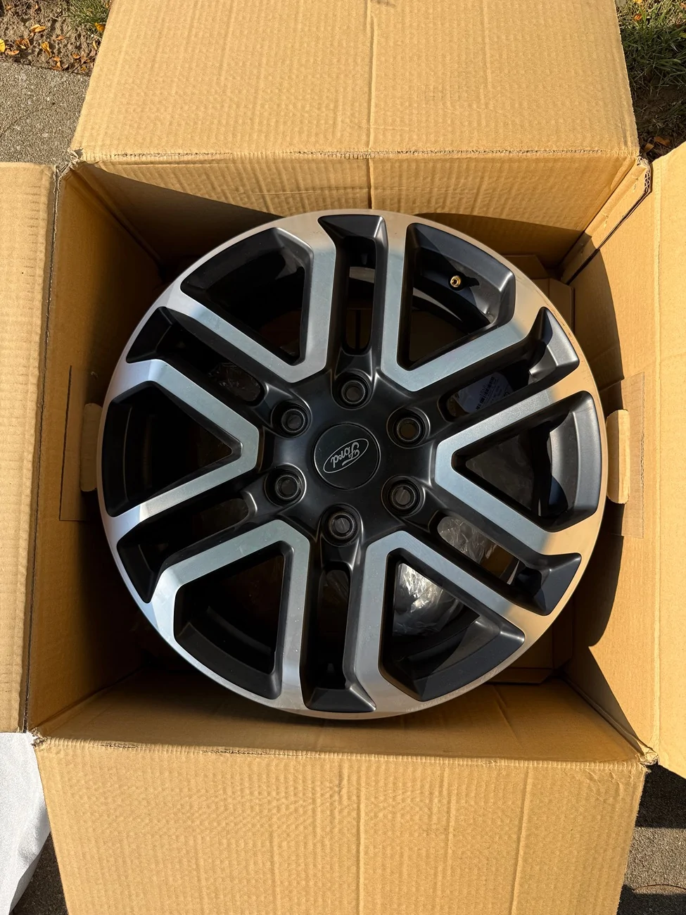 Ford Ranger Lariat 18 inch wheels FS $350 OBO IMG_0072
