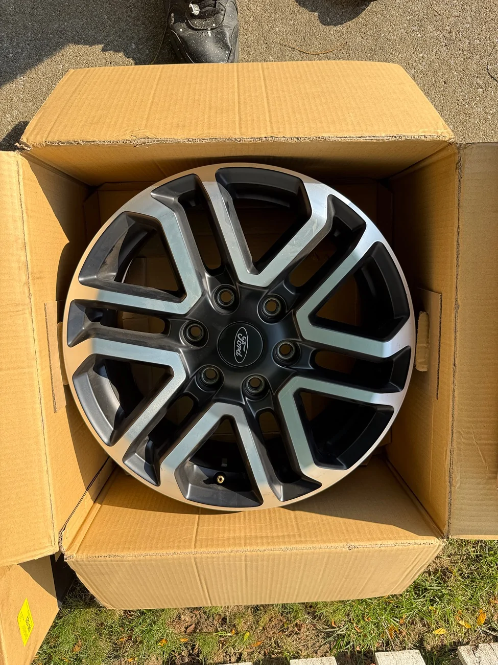 Ford Ranger Lariat 18 inch wheels FS $350 OBO IMG_0073