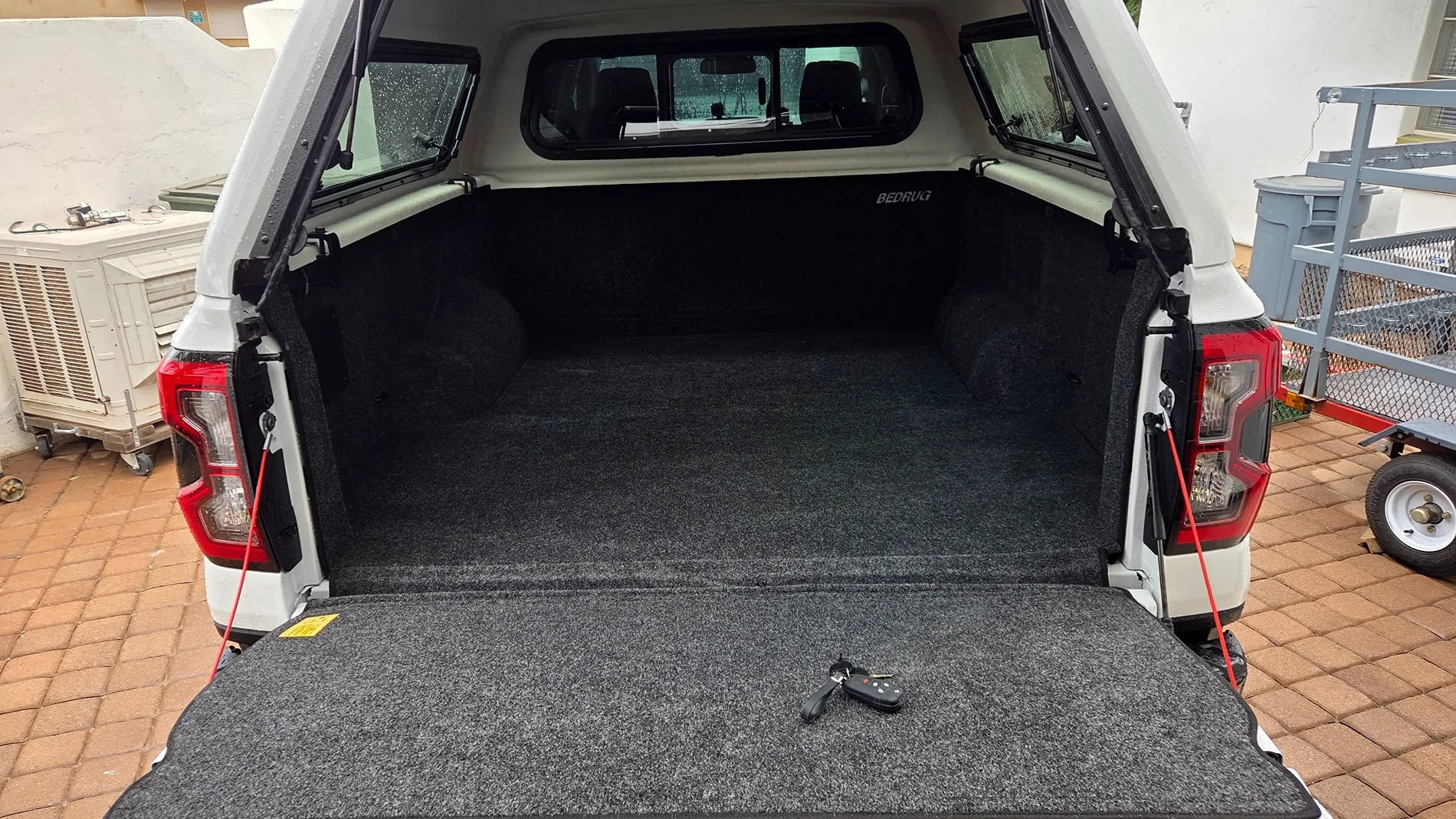 Ford Ranger Ques. 25 ranger xl scratches in bed. Bedrug